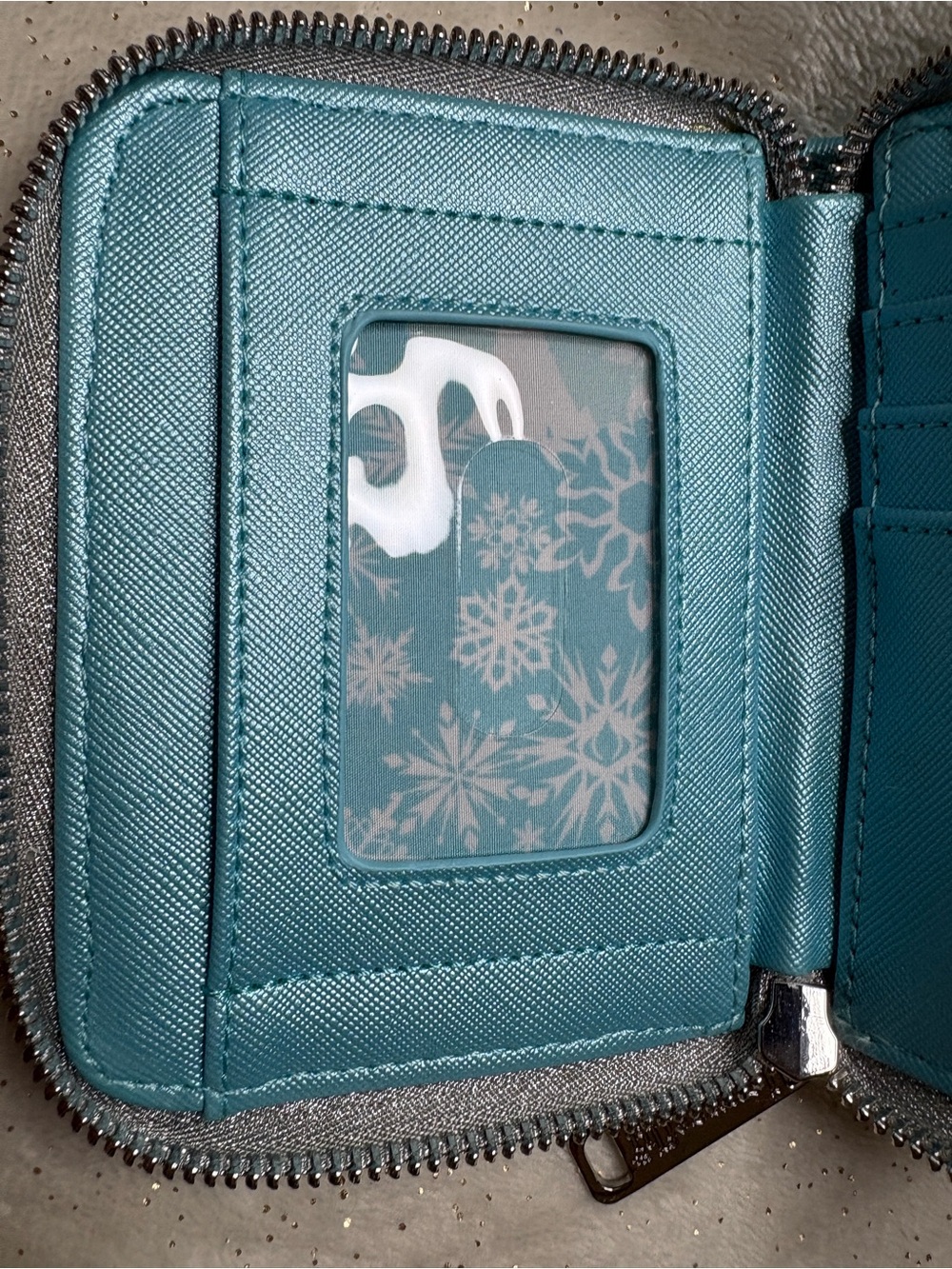 Disney x Loungefly Frozen Elsa Blue Sequin Wallet - Picture 5 of 8